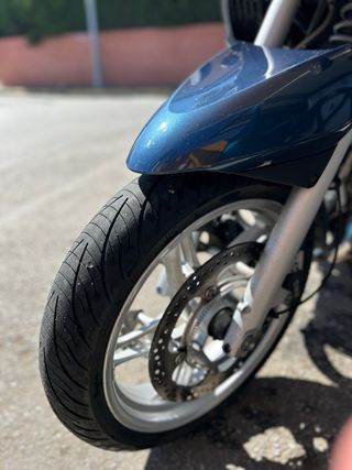 BMW R850R