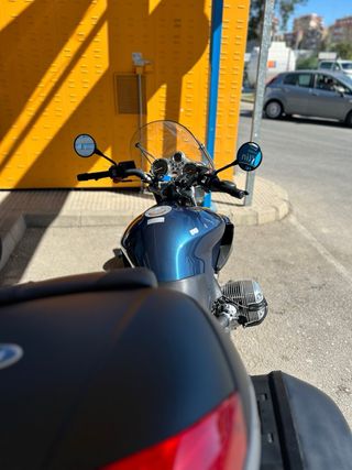 BMW R850R