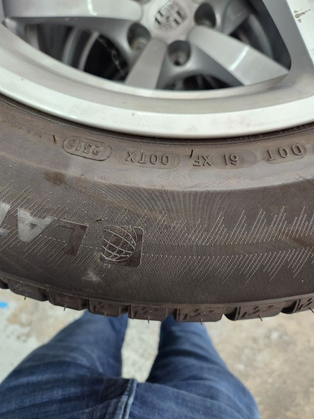 Llantas i neumáticos makan 18 pulgadas