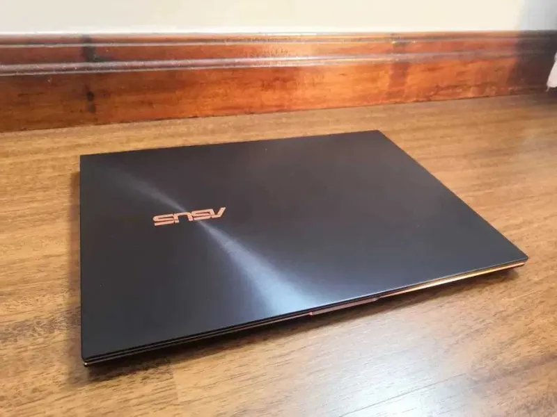 Asus Zenbook S UX393 13,9" computadora portátil