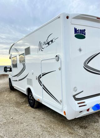 Alquiler la autocaravana perfilada McLouis MC460