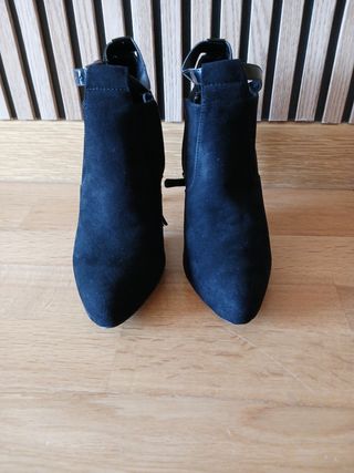 Botines negros de Stradivarius