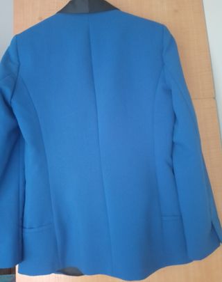 Blazier de vestir ,cuello smokin Mango T.S