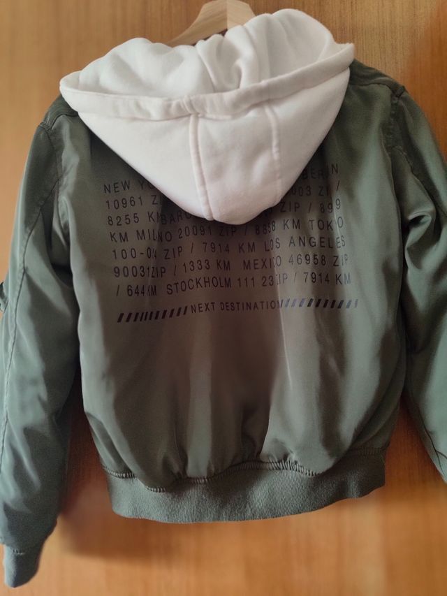 Chaqueta deportiva verde
