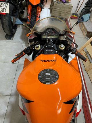 honda cbr 1000rr fireblade