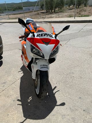 honda cbr 1000rr fireblade