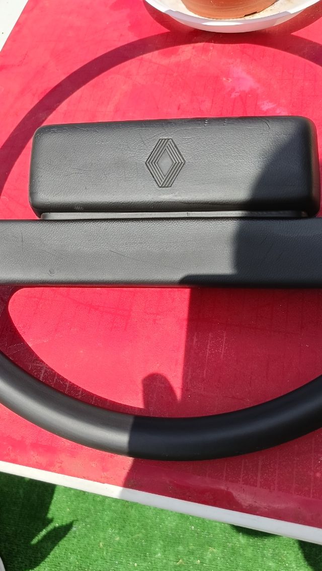 Volante della Renault 4 1990
