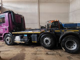 Camión DAF cf 410   multilift  6x2 vendo cambio
