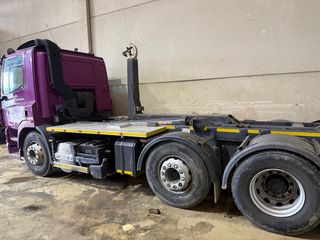 Camión DAF cf 410   multilift  6x2 vendo cambio