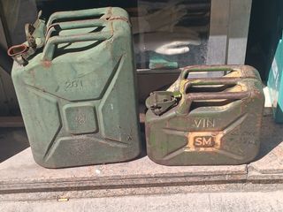 Jerrycan tanques vintage