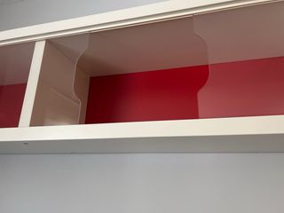 Mueble IKEA pared, puertas correderas