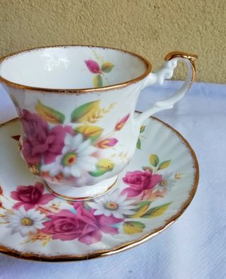 Tazza da tè inglese Queens dipinto fiori