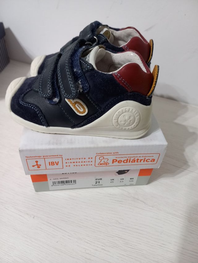 Zapatos bebe Biomecanics Talla 21
