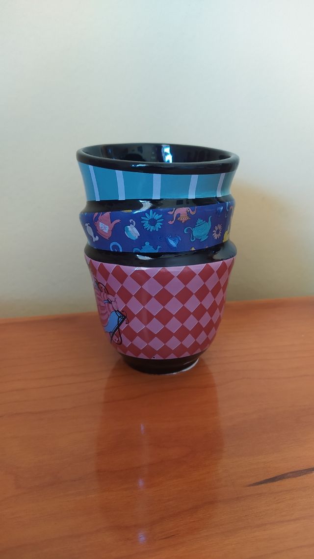 Taza Alicia en el país de las maravillas