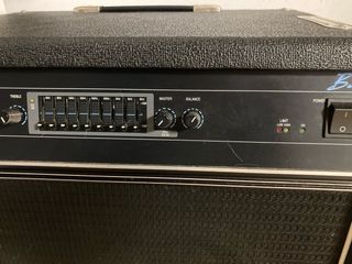 Ampeg B3 158 - Amplificador bajo Made in USA