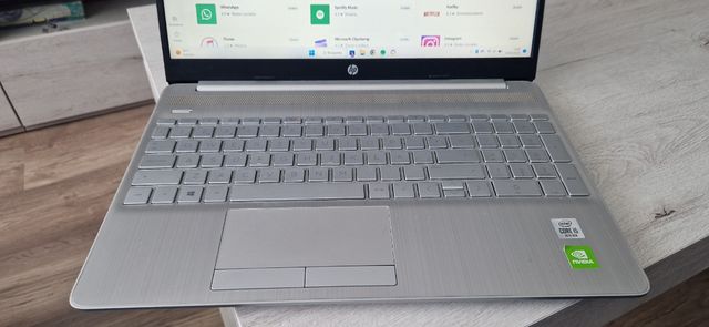 Hp laptop 15-dw2001ns