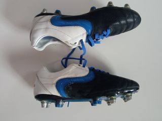 Botas futbol con tacos 