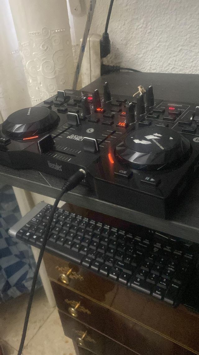 MESA DJ