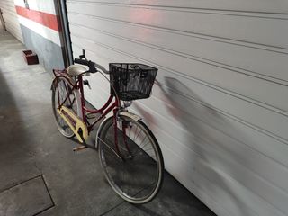 Bicicleta BH rosa, de mujer,