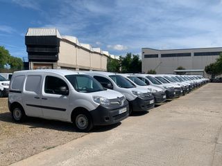 50 unidades de Renault Kangoo Combi 5 plazas