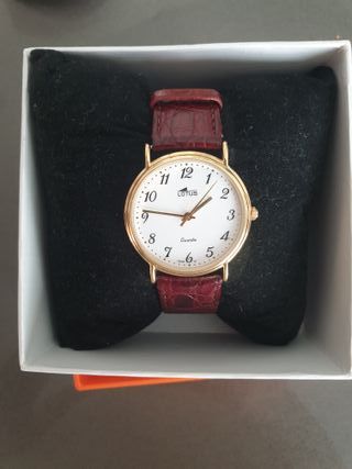 Lotus reloj  baño oro