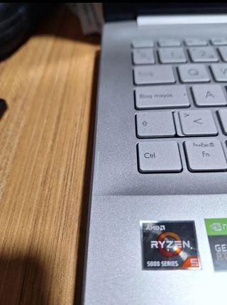 Portátil 2025 Asus LIGERO OLED 1.5TB RTX 20GB