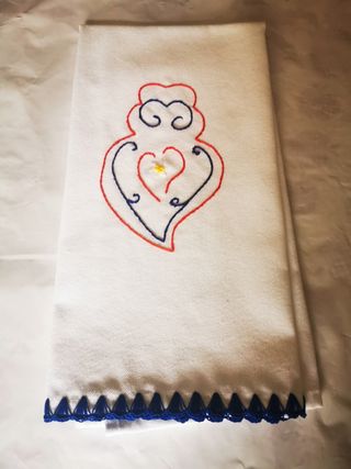 Pano em crochê feito à mão