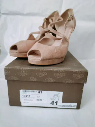 Sandalia para fiestas de Ángel Alarcon