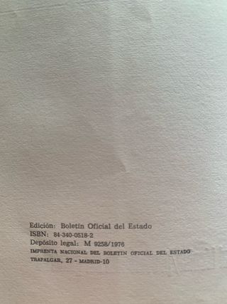 Lote 4 libros diversos temas Economía e Industria