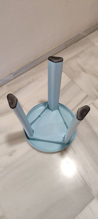 Taburete de plástico desmontable