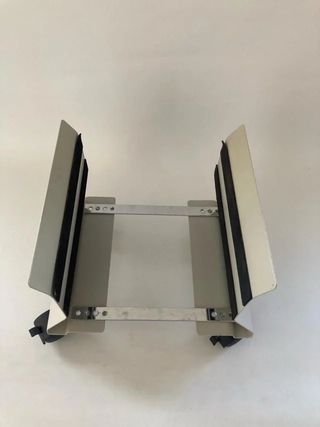 Soporte ordenador/altavoces/otros