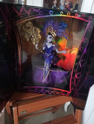 Yzma limited edition Disney