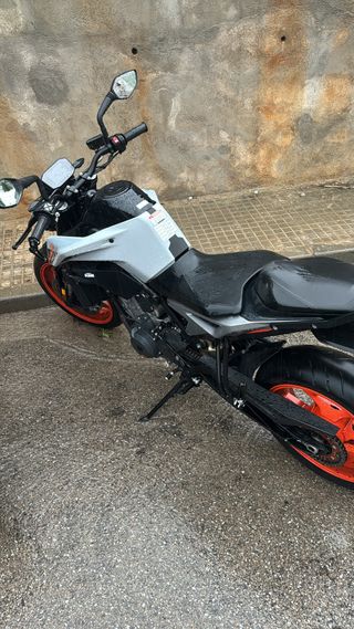 Ktm duke 790L