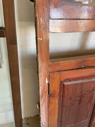 Puerta antigua a restaurar