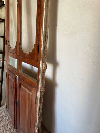 Puerta antigua a restaurar