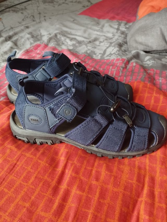 Sandalia trekking Izas n38