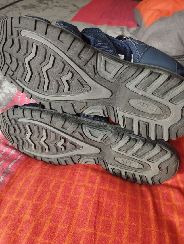 Sandalia trekking Izas n38