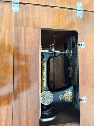 Maquina coser antigua