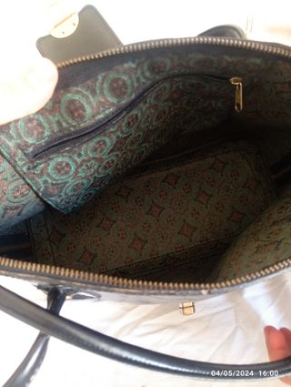 Zapatos y bolso de piel