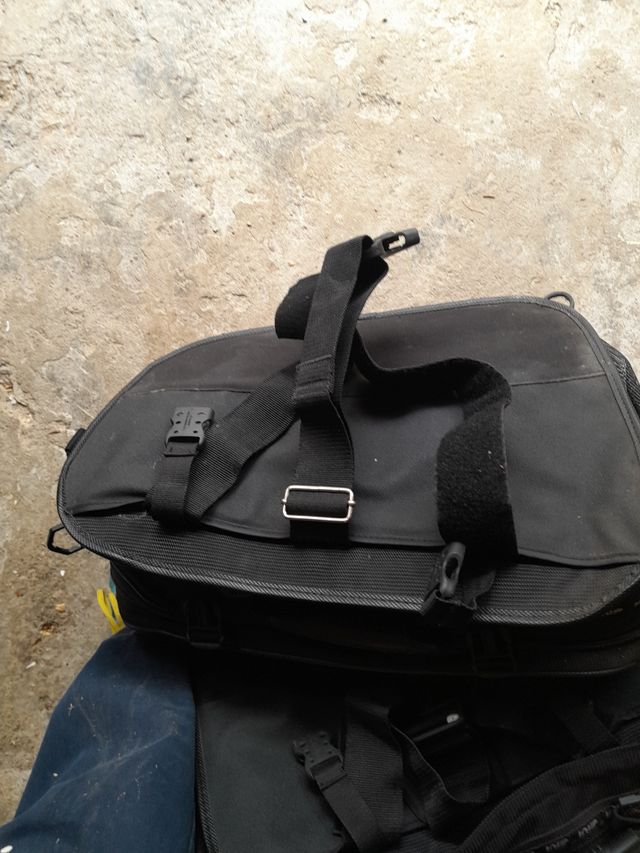 Borse moto morbide Givi