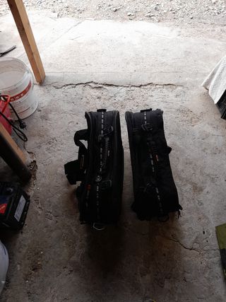 Borse moto morbide Givi