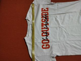 Maglietta bianca a maniche lunghe