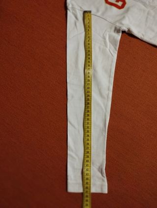 Maglietta bianca a maniche lunghe