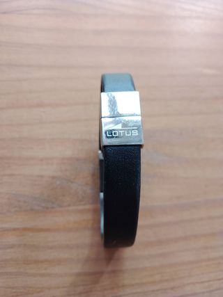 Pulsera Lotus Cuero negro y Acero