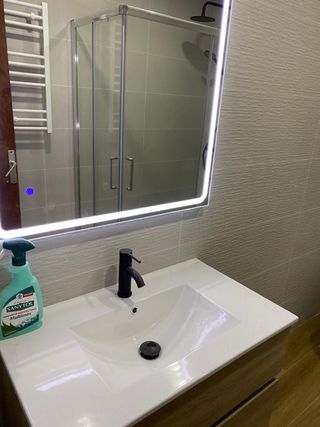 Reformo pisos , locales , baños , cocinas j.l