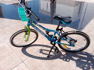 Bicicleta Kross, para niños entre 5 y 10 años