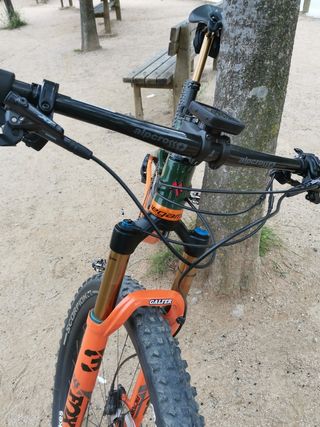 Megamo track 