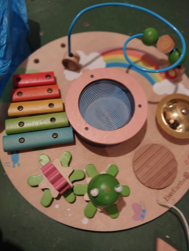 mesa de juego de madera