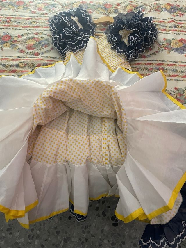 Traje de gitana .talla 9