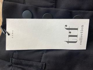 Falda negra de Zara TRF